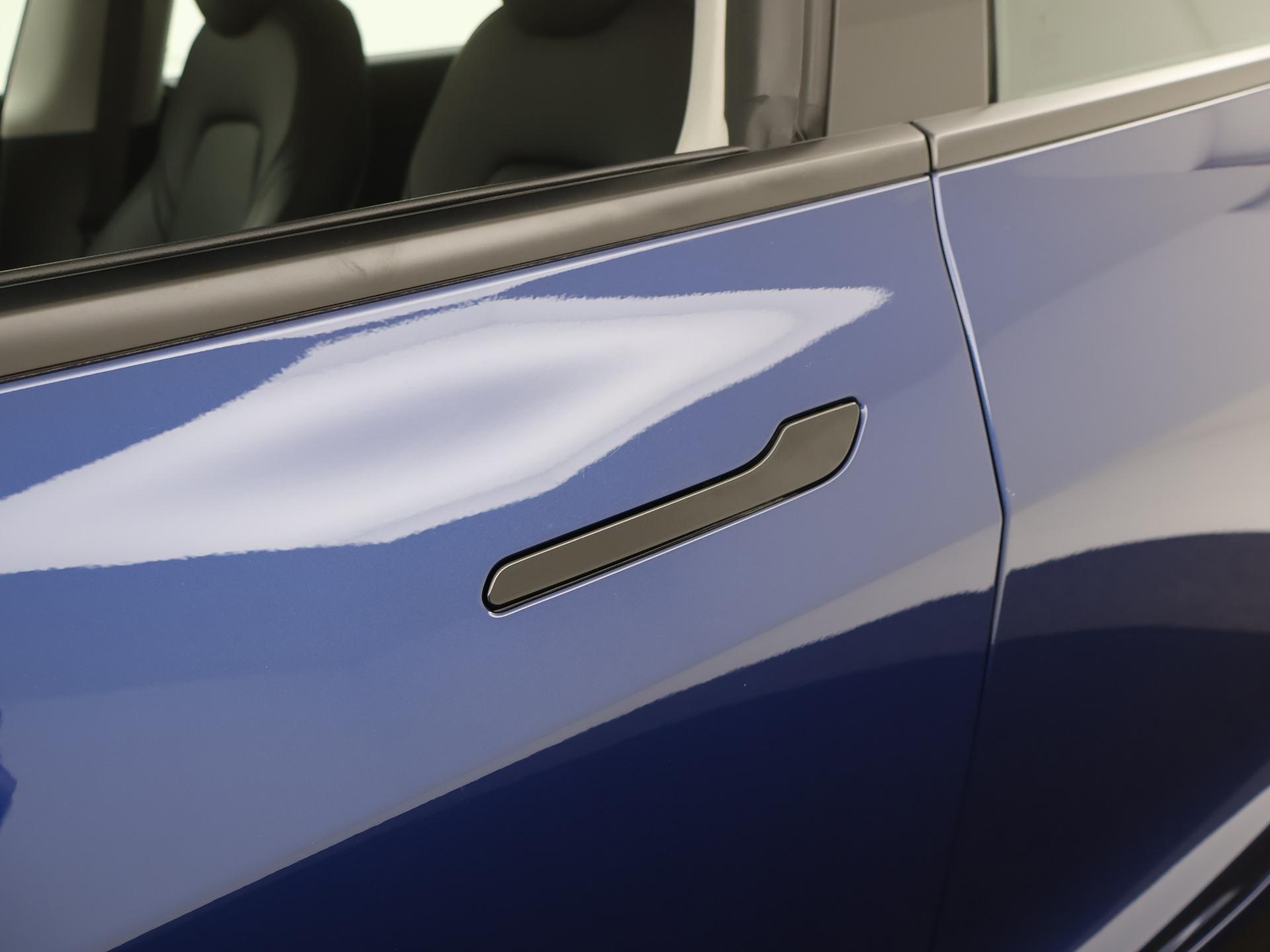 48294953-37.jpg